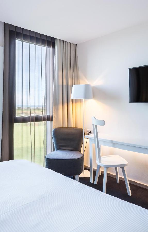 La Butte Hotell Plouider Eksteriør bilde