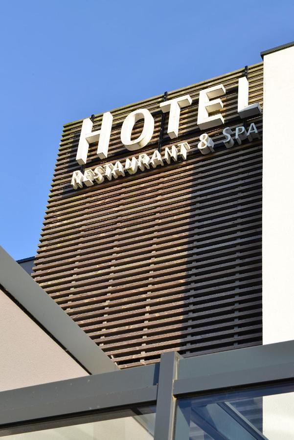 La Butte Hotell Plouider Eksteriør bilde